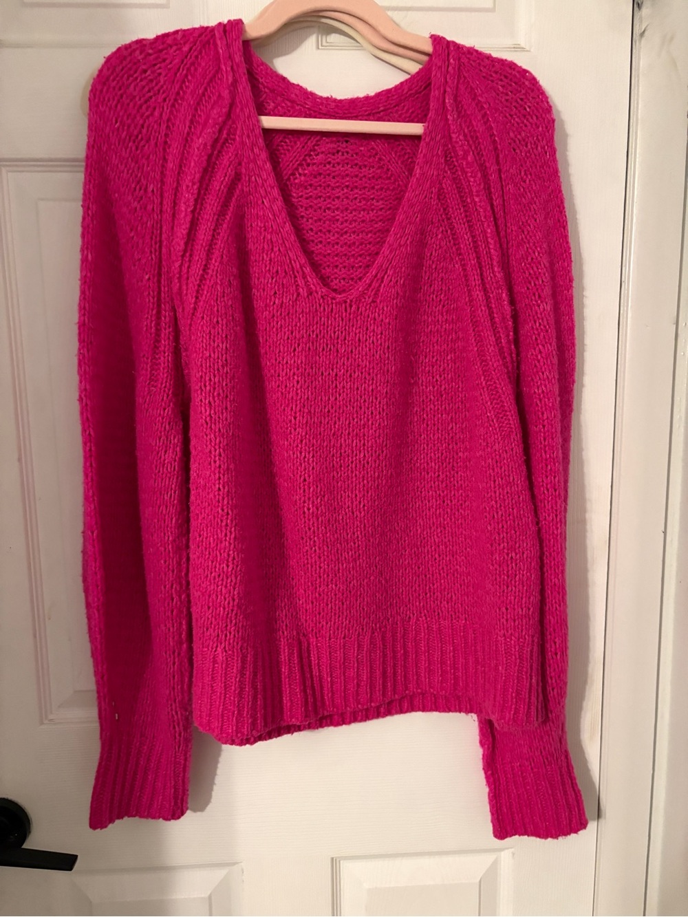 Universal Thread V-Neck Sweater in Bright Fuchsia Pink